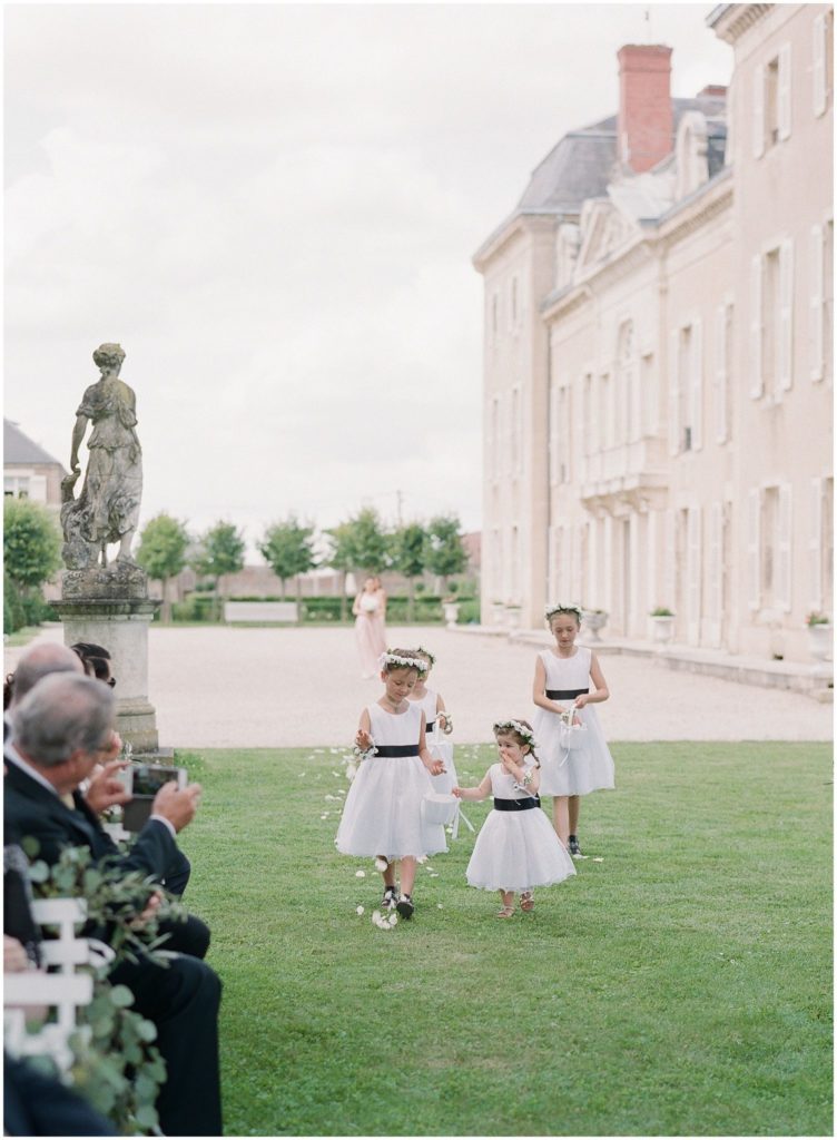 Chateau wedding in Burgundy