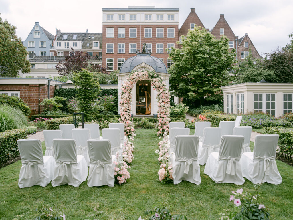 Garden wedding ceremony at the Waldorf Astoria in Amsterdam