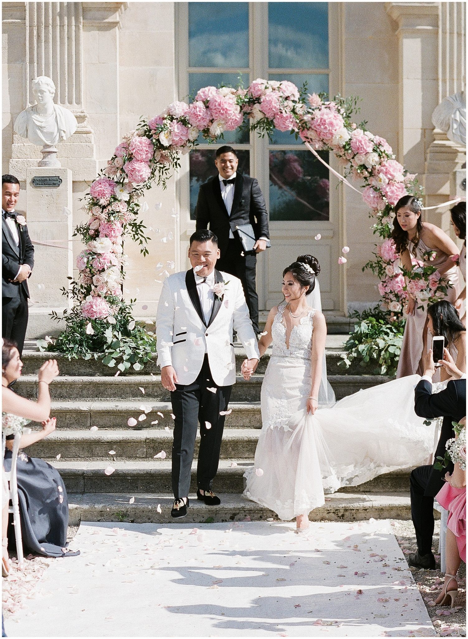 Wedding at Chateau de Chantilly near Paris