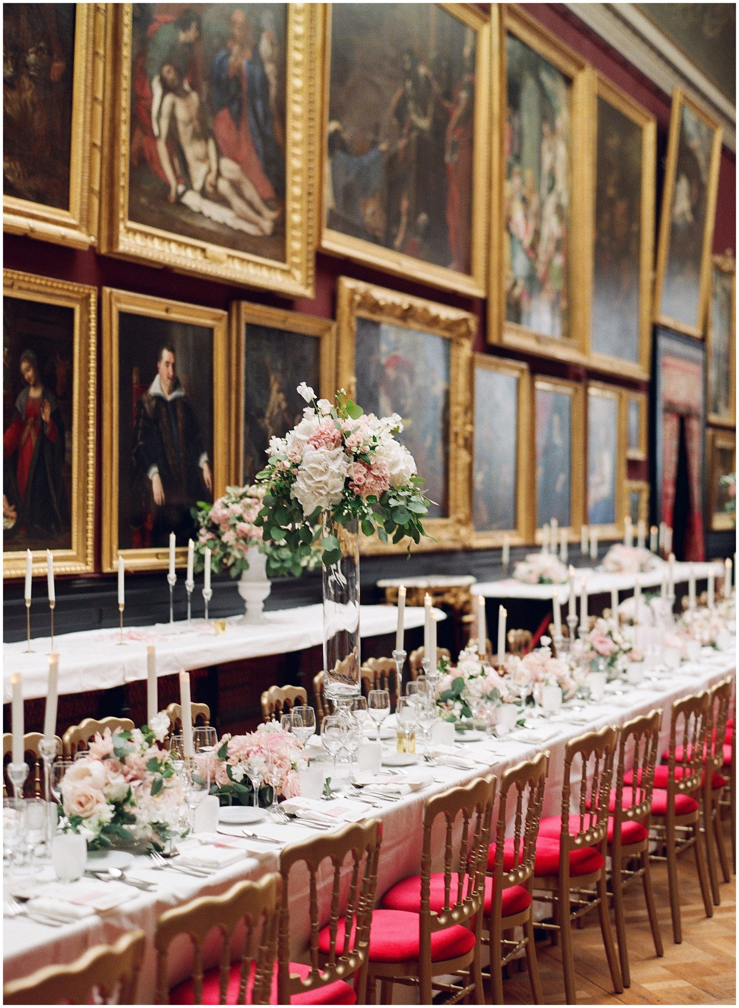 A royal wedding at Chateau de Chantilly - Alexandra Vonk Photography