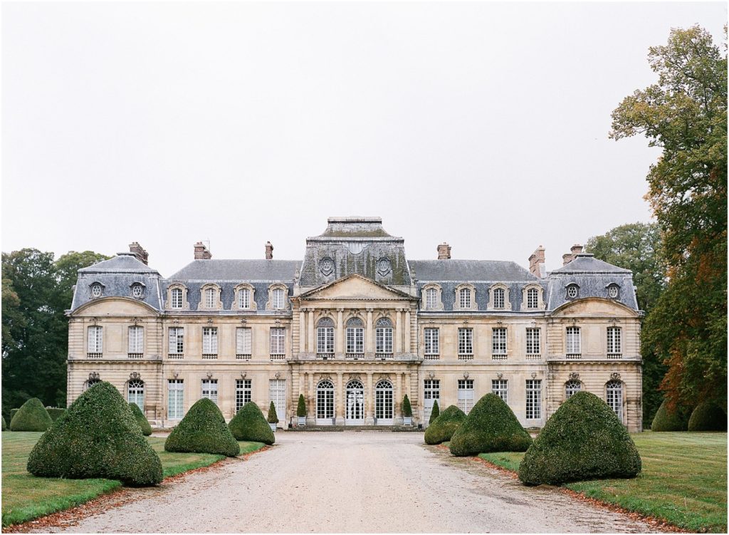 Chateau wedding venues around Paris France