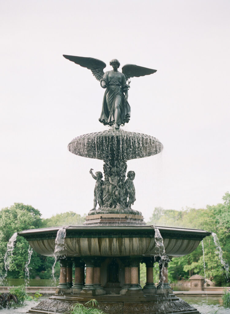 Fountain in Central Park, New York 