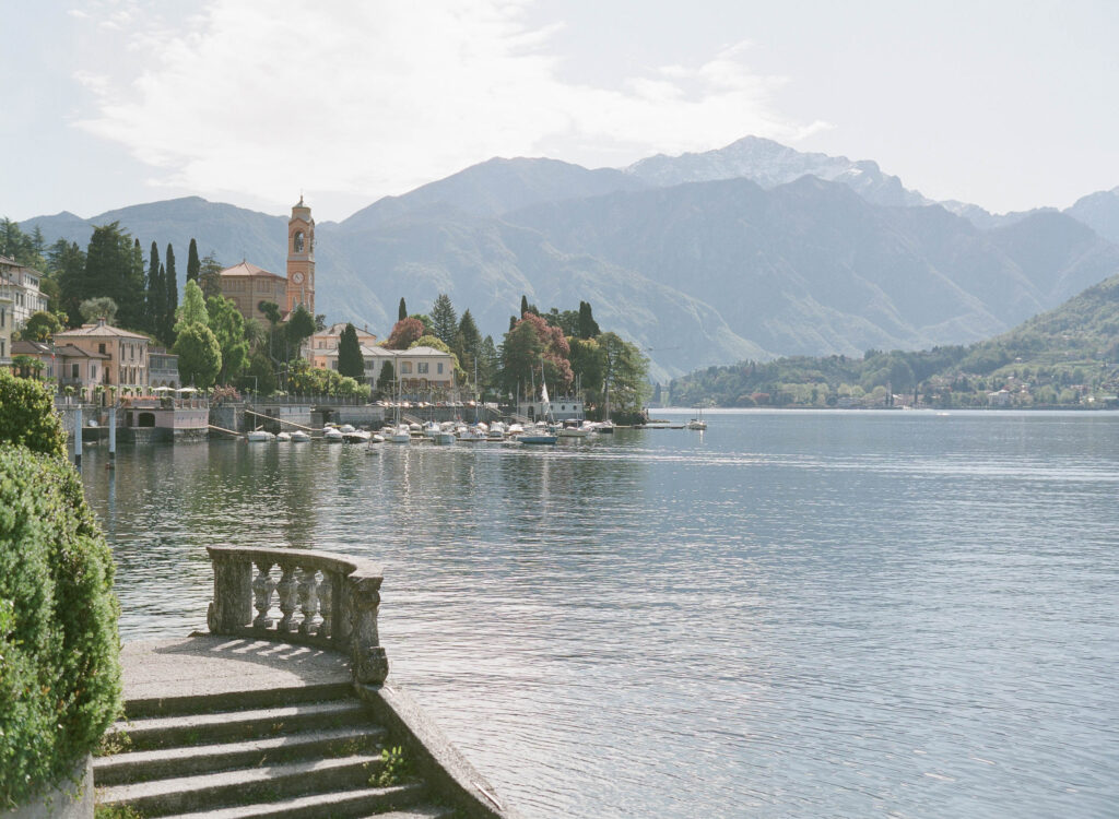Lake Como as your honeymoon destination. 