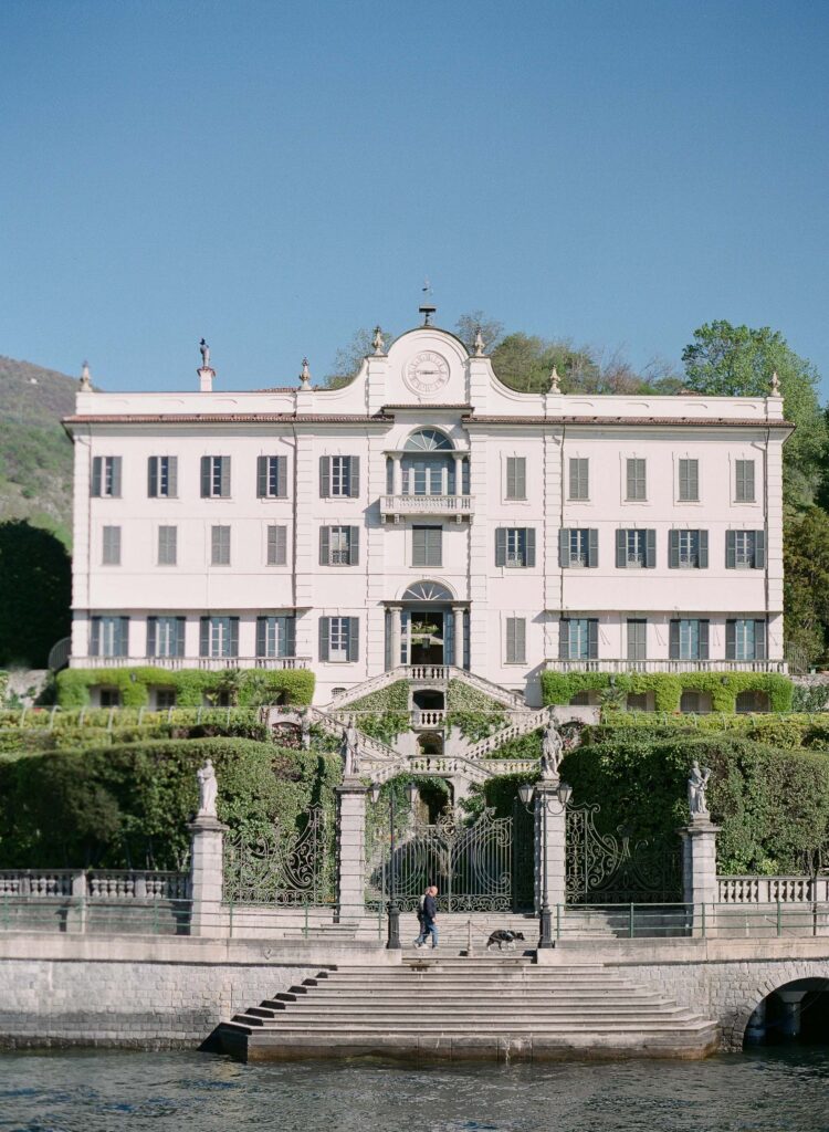 Tips for your honeymoon in Lake Como, visit villa Carlotta