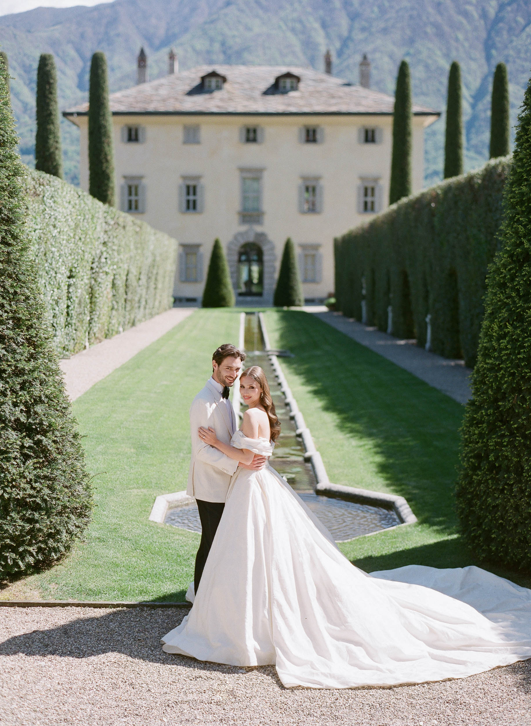 Luxury destination wedding at Villa Balbiano, lake Como, Italy