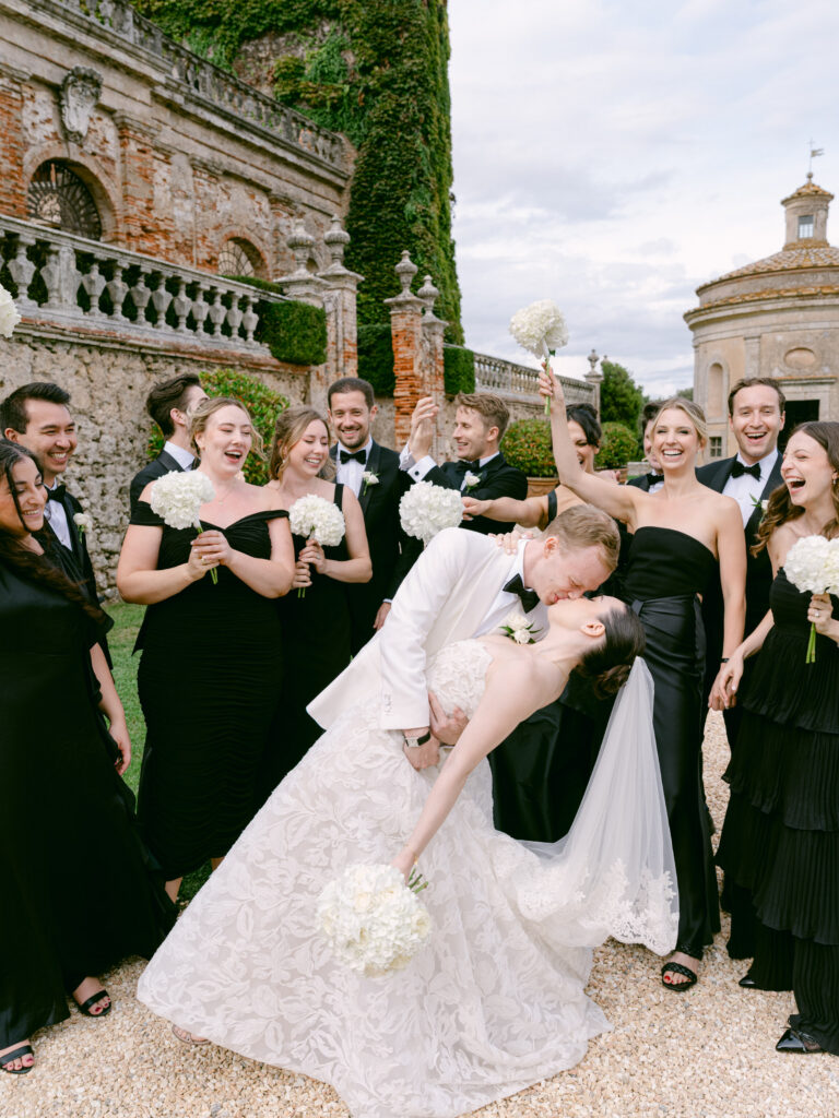 Bridal party at Castello di Celsa